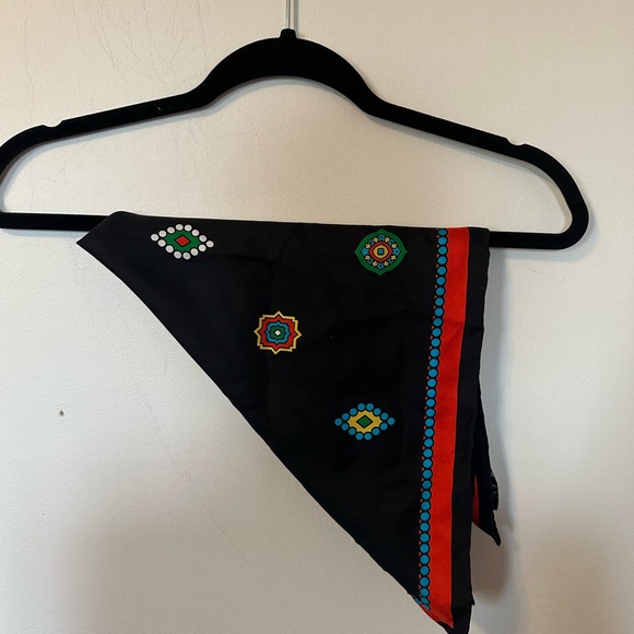 Kenzo x H&M square scarf - Picture 2 of 8